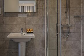 Normanton Park Hotel, BW Signature Collection