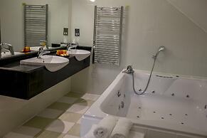 Normanton Park Hotel, BW Signature Collection