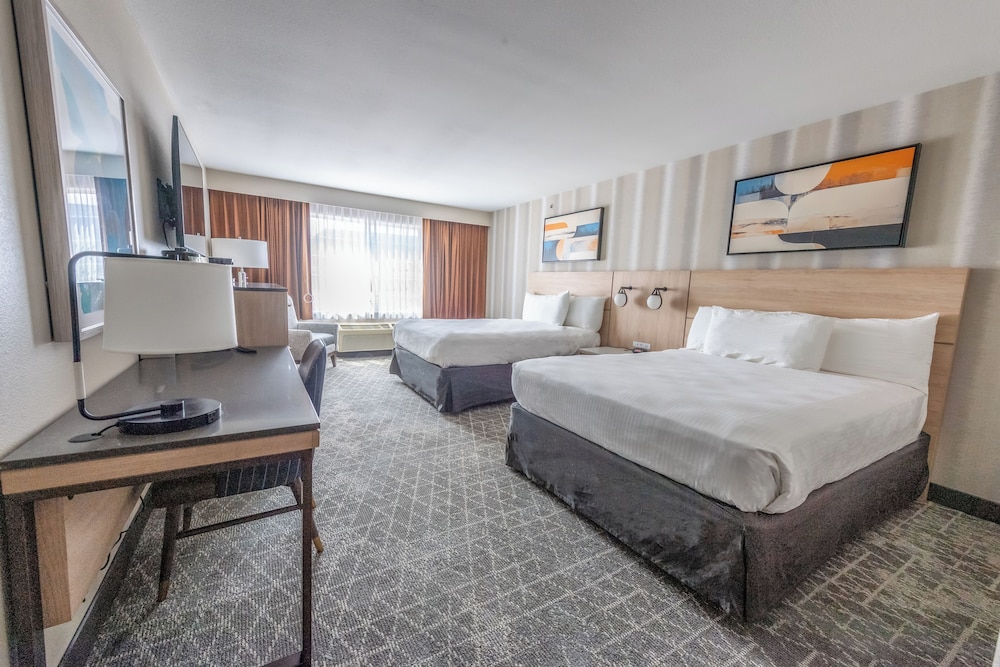Diamond Jo Casino & Hotel
