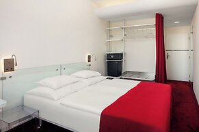 Metropol Design Hotel Old Town