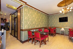 Nil Hotel