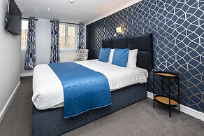 Mentone Hotel