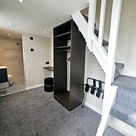 Mentone Hotel
