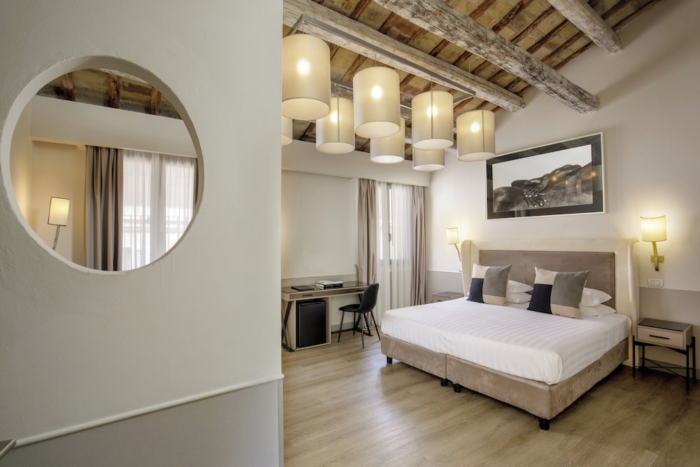 Condotti Palace