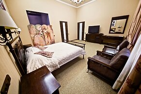 Frapolli Hotel