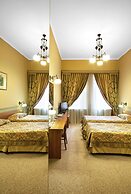 Frapolli Hotel