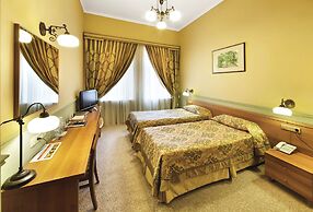Frapolli Hotel
