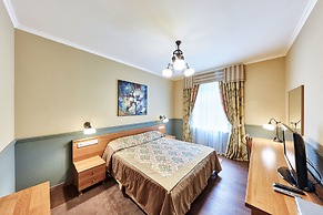 Frapolli Hotel