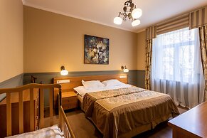 Frapolli Hotel