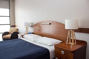 Highlander Hotel