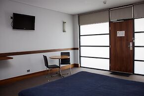 Highlander Hotel