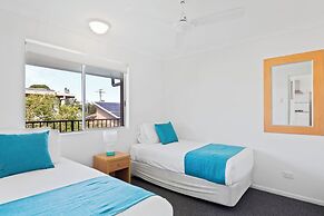 Arlia Sands Apartments