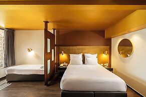 EVE by Adam Hotels