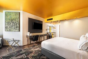 EVE by Adam Hotels