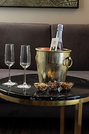EVE by Adam Hotels
