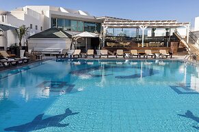 EVE by Adam Hotels