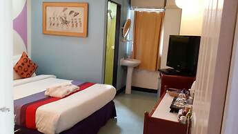 Sawasdee Sukhumvit Inn