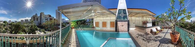 Royal Ivory Sukhumvit Nana