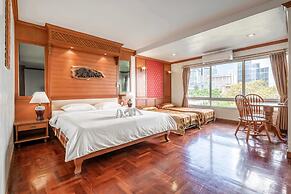 Royal Ivory Sukhumvit Nana