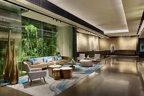 DoubleTree by Hilton Bangkok Ploenchit