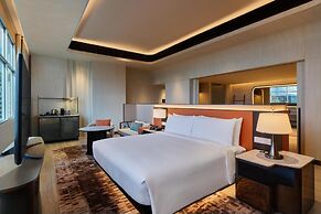 DoubleTree by Hilton Bangkok Ploenchit