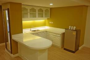 Ebina House