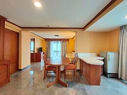 Ebina House