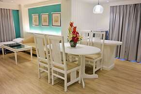 Ebina House
