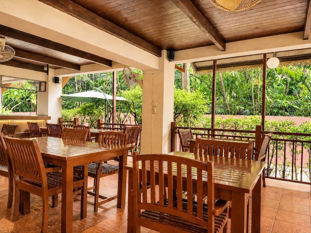 Woraburi Sukhumvit Hotel & Resort