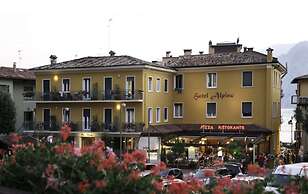 Hotel Alpino