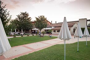 Terra Umbra Hotel