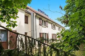Kyriad Montargis - Amilly