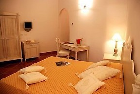 Hotel Monti Di Mola