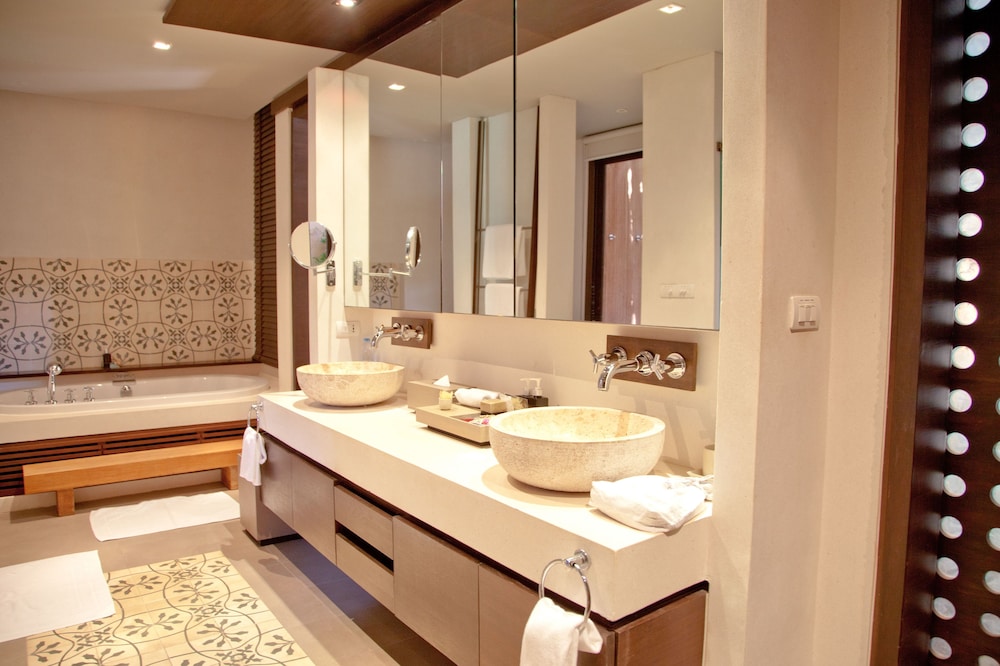 Sri Panwa Phuket Luxury Pool Villa Hotel