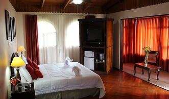 La Catalina Hotel and Suites