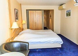 Hotel Pacific