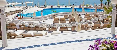 Palladium Hotel