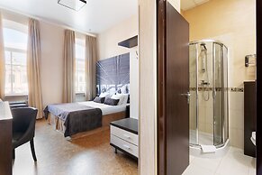 Nevsky Forum Hotel