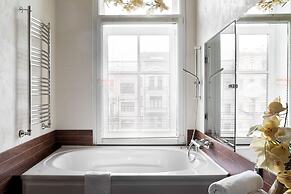 Nevsky Forum Hotel