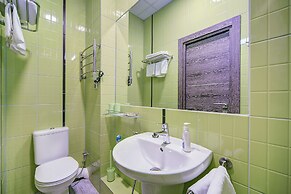 Nevsky Forum Hotel