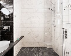 Nevsky Forum Hotel