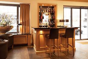 Townhouse Hotel
