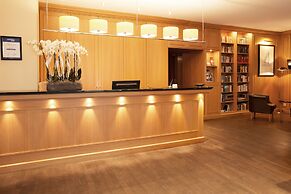 Townhouse Hotel