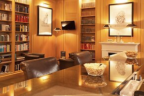 Townhouse Hotel