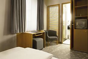 Townhouse Hotel