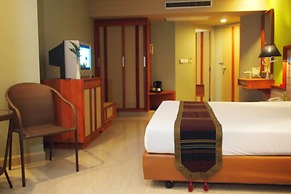 Long Beach Cha-Am Hotel