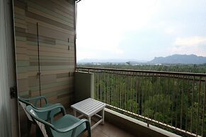 Long Beach Cha-Am Hotel