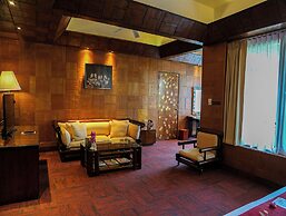 Mom Tri's Villa Royale