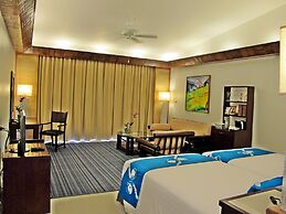 Mom Tri's Villa Royale