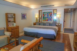 Mom Tri's Villa Royale